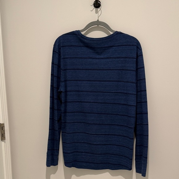 Men's Blue Striped Shirt On The Byas - Picture 2 of 3
